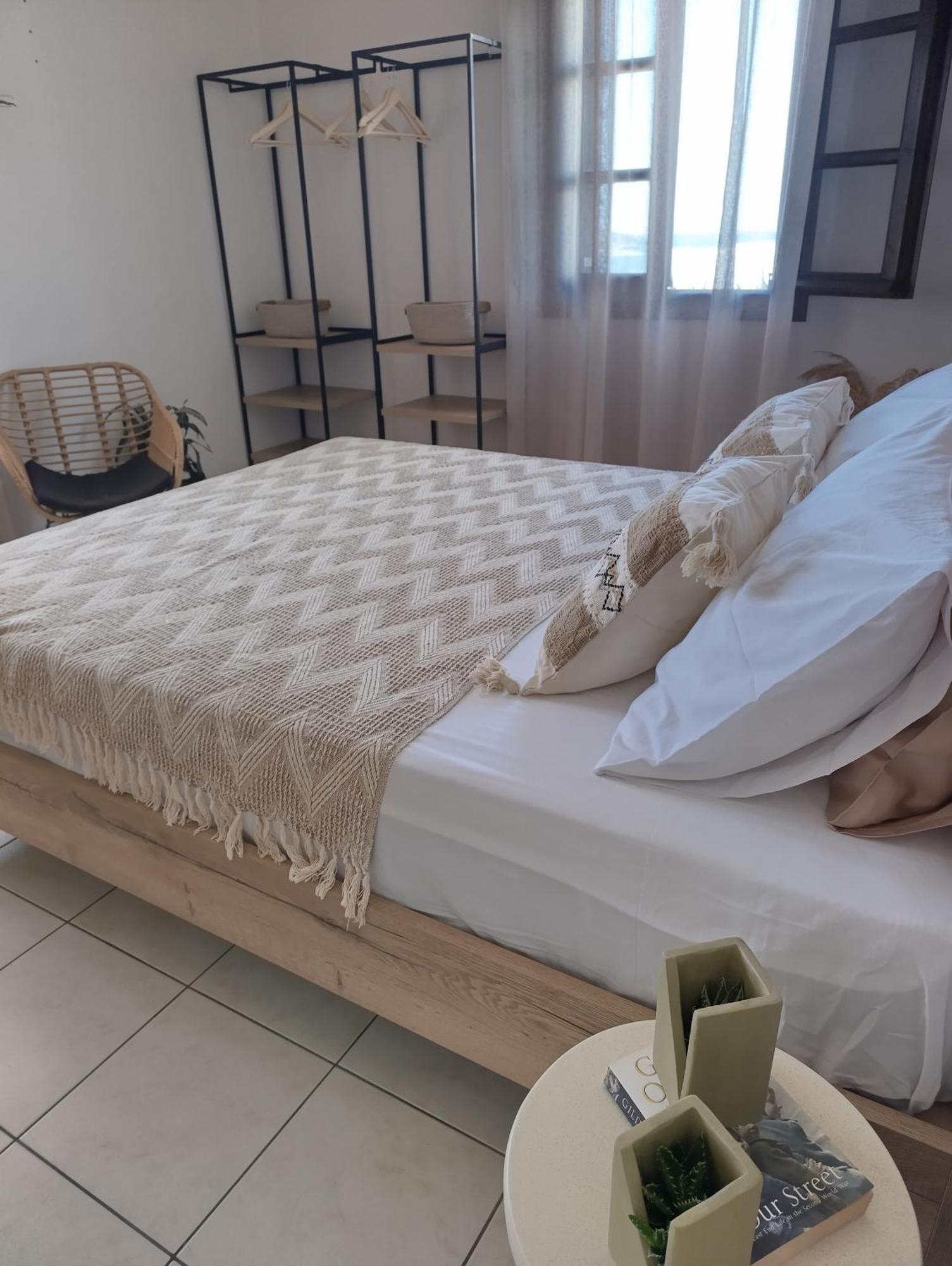 Plakourakia Apartment Finikas  Ngoại thất bức ảnh